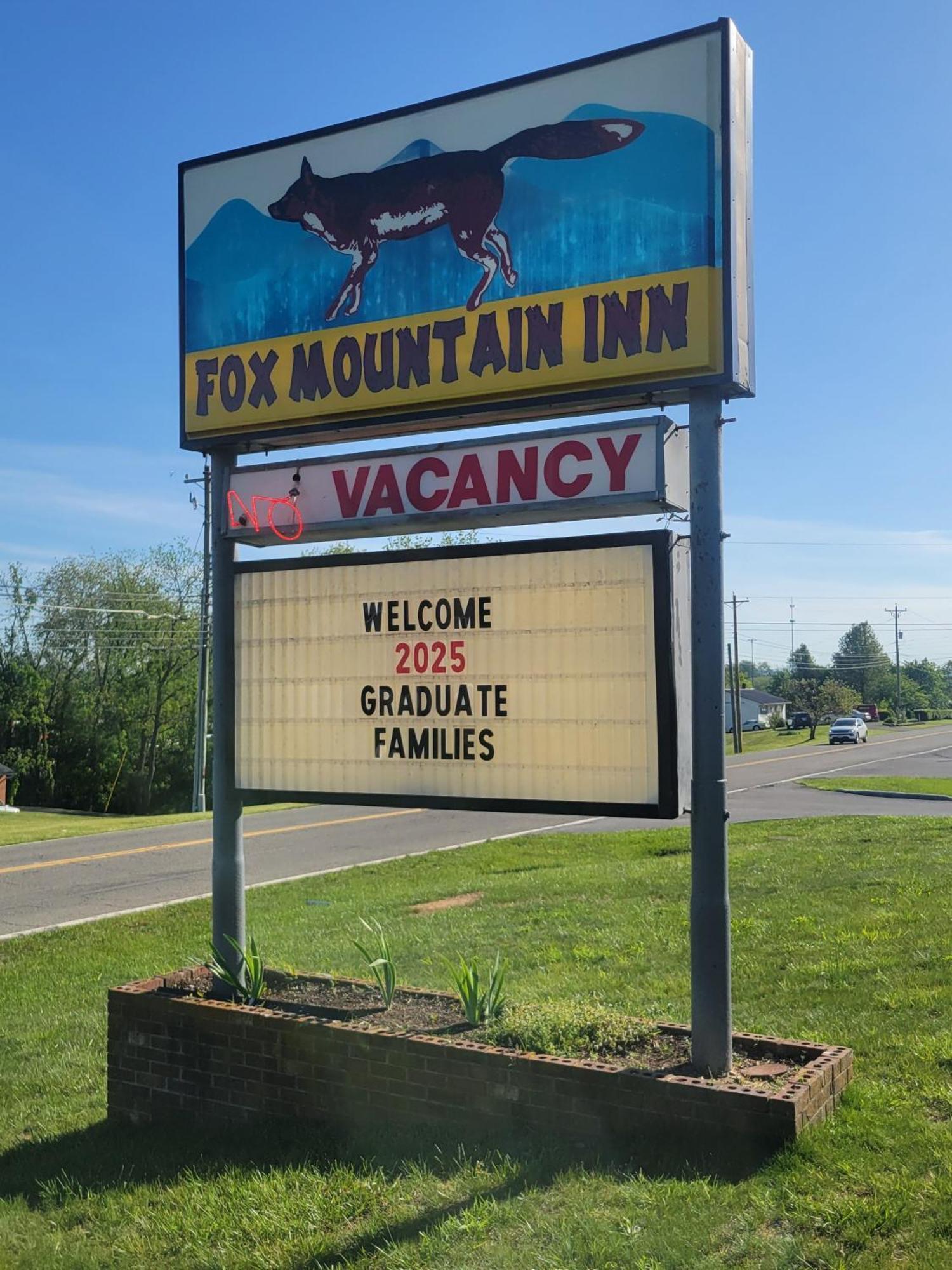 Fox Mountain Inn Max Meadows Esterno foto